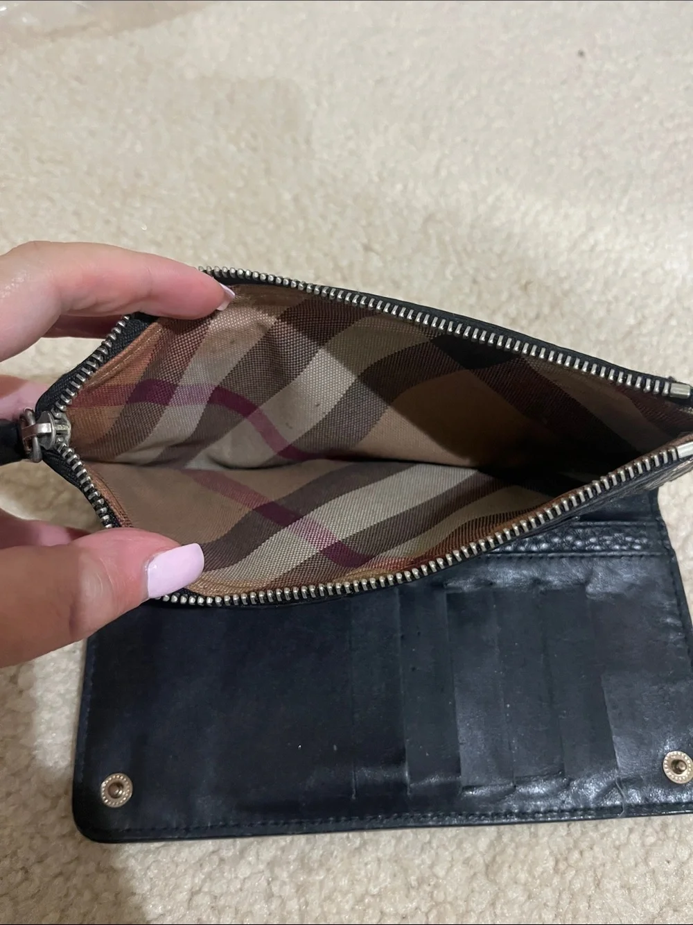 Women’s Burberry wallet